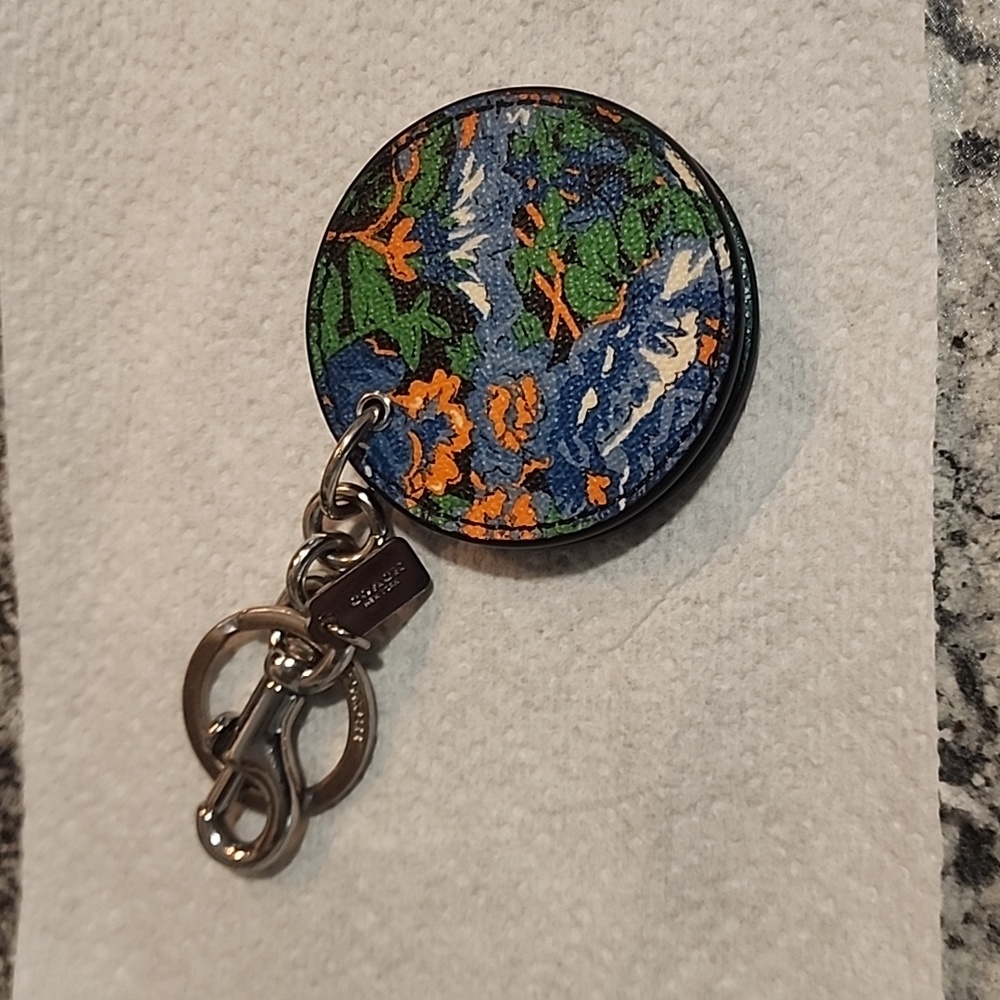 COACH KEYCHAIN HANGTAG MIRROR